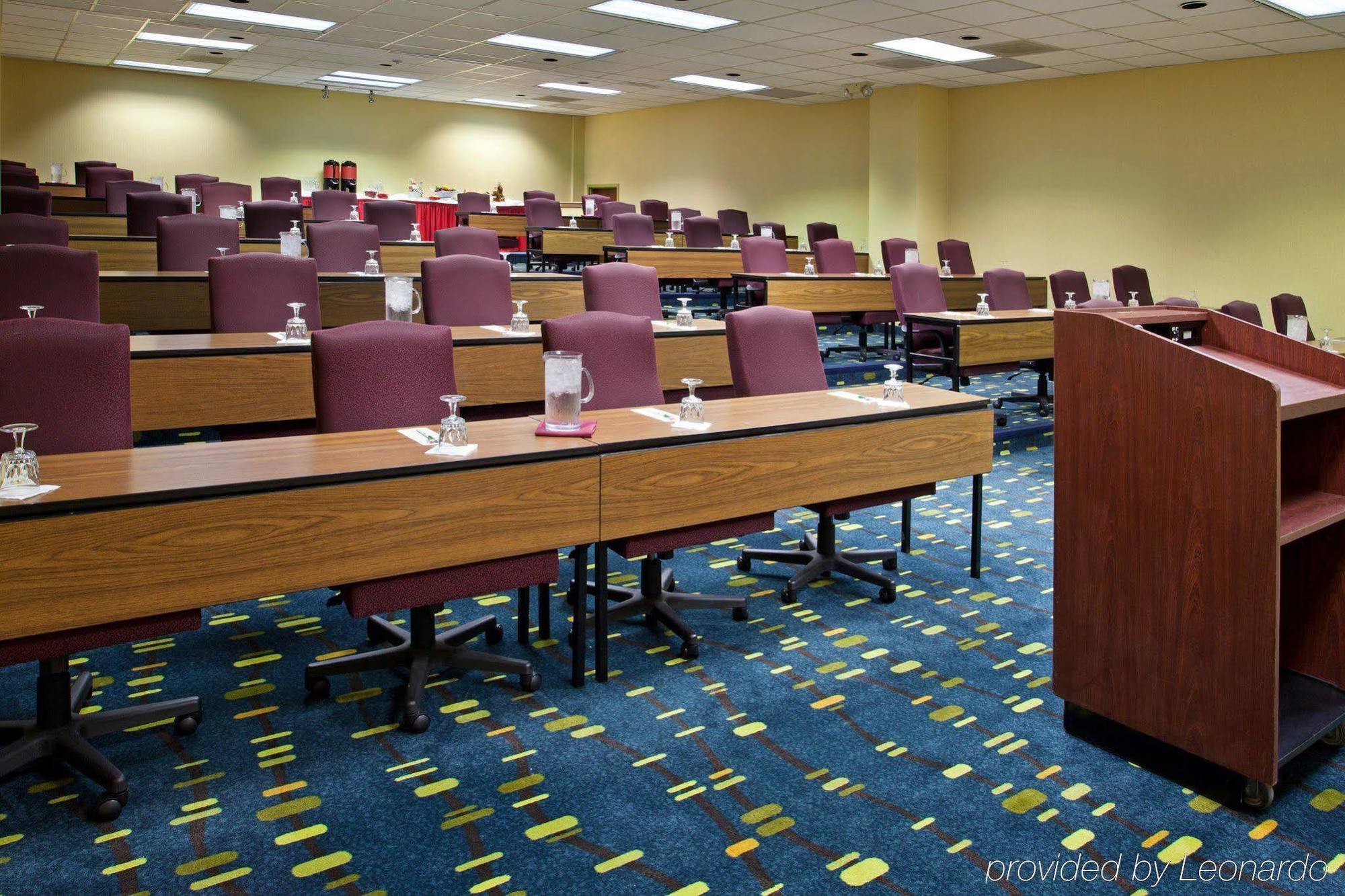 Holiday Inn Cleveland - South Independence By Ihg Экстерьер фото