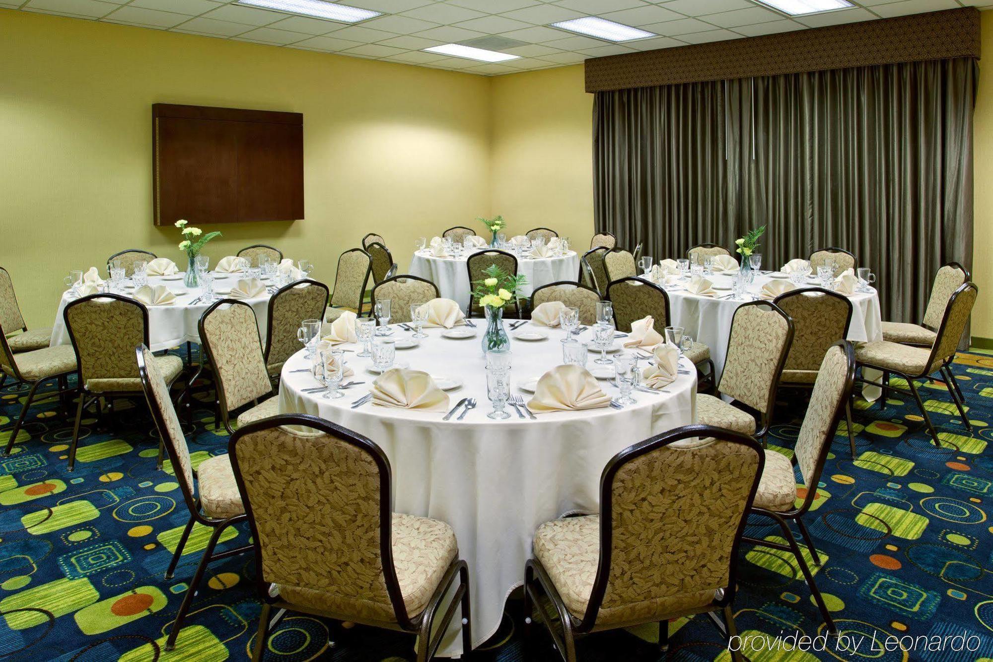 Holiday Inn Cleveland - South Independence By Ihg Экстерьер фото